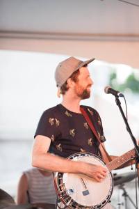 eli doyon et la tempete village au pied du courant festival off quebec montreal